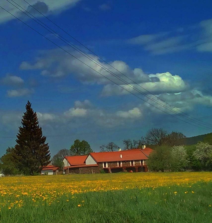 Pokojiky Na Vetrne Malsin Exterior photo